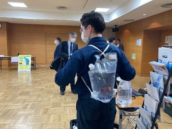 物資の積み込み